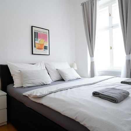 The Dante Prague - Family And Friends Apartments Extérieur photo