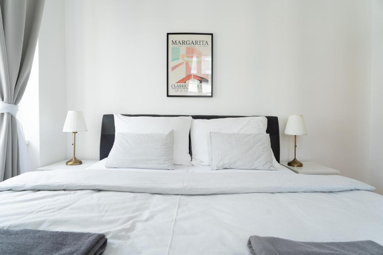 The Dante Prague - Family And Friends Apartments Extérieur photo