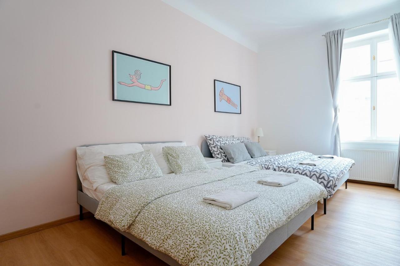 The Dante Prague - Family And Friends Apartments Extérieur photo