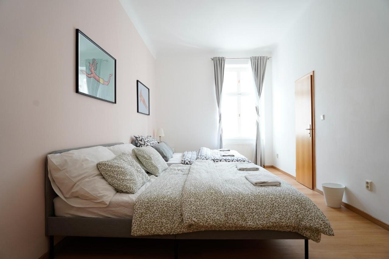 The Dante Prague - Family And Friends Apartments Extérieur photo