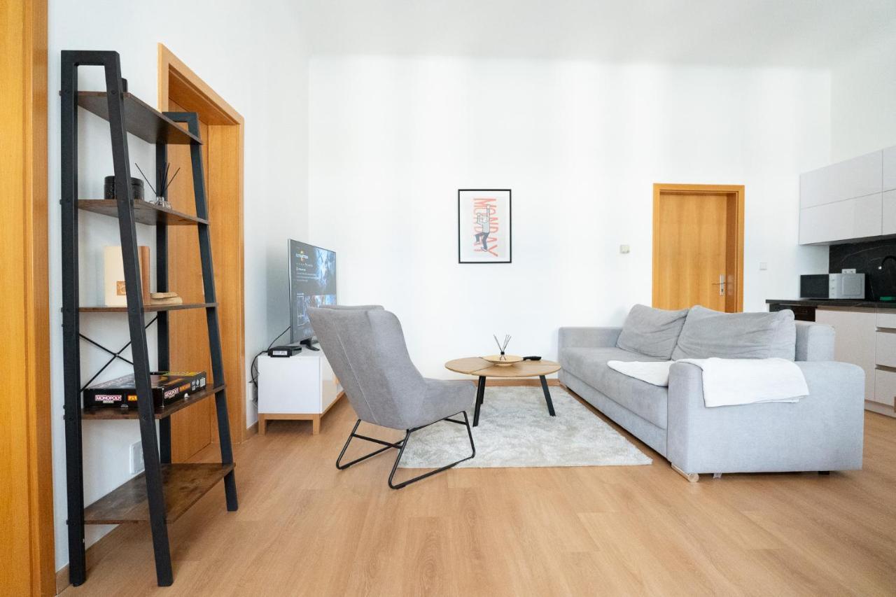 The Dante Prague - Family And Friends Apartments Extérieur photo