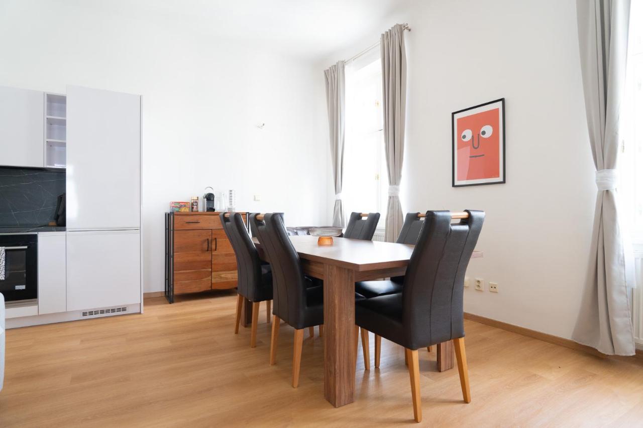 The Dante Prague - Family And Friends Apartments Extérieur photo