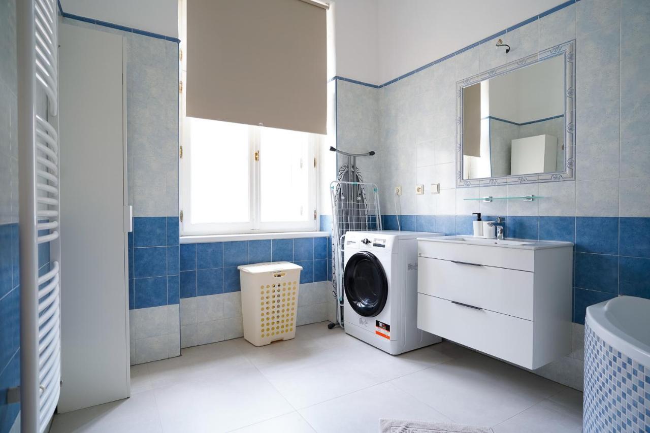 The Dante Prague - Family And Friends Apartments Extérieur photo