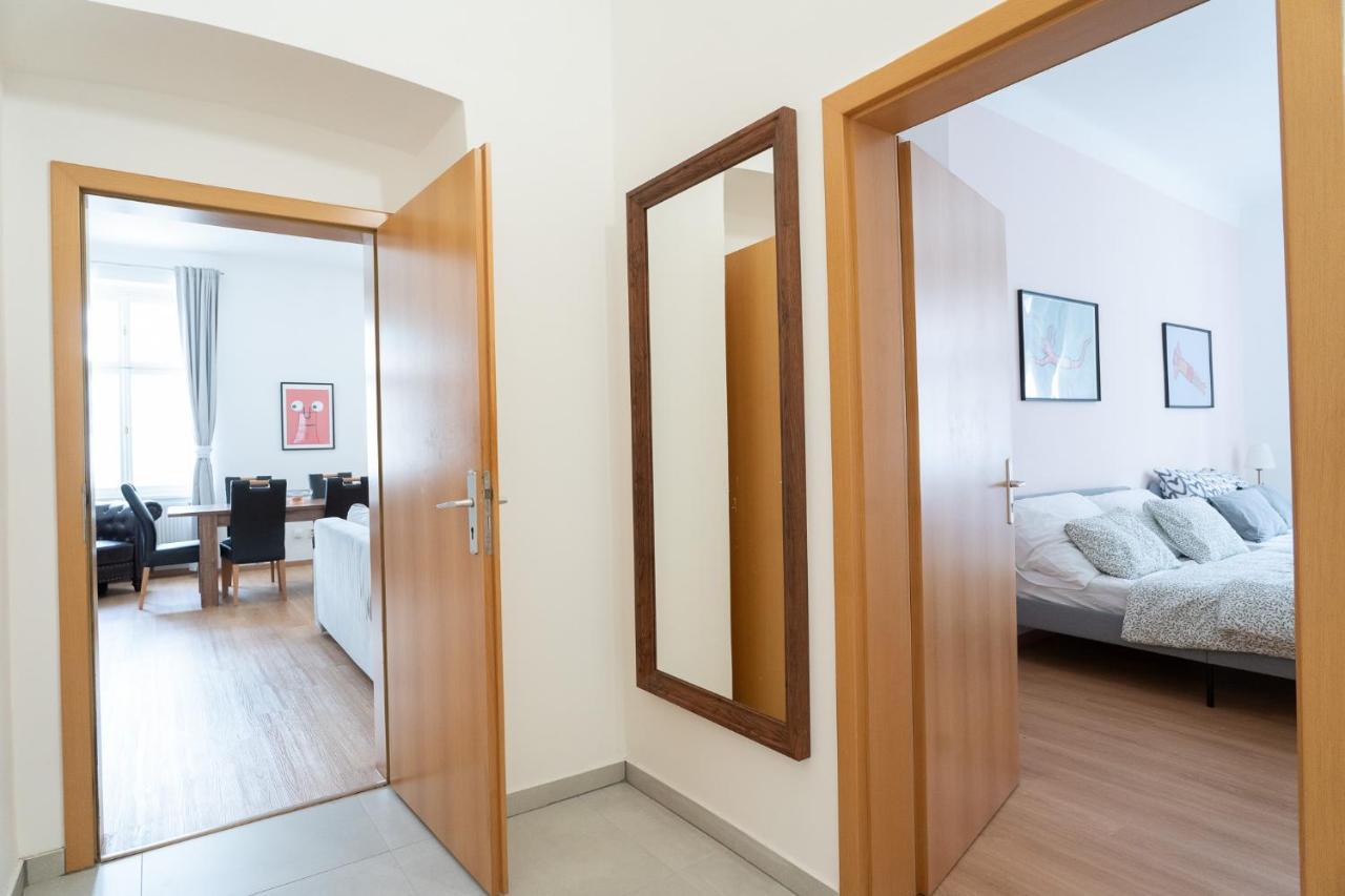 The Dante Prague - Family And Friends Apartments Extérieur photo